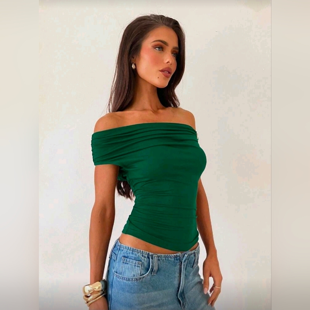 Aloruh Solid Color Pleated Fitted Off Shoulder Elegant Top - Picture 7 of 8